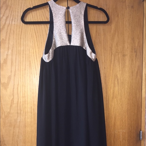 Dress - Picture 2 of 6